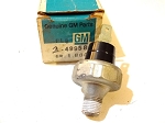76 - 79 PONTIAC V8 ENGINE OIL PRESSURE SWITCH NOS 499581